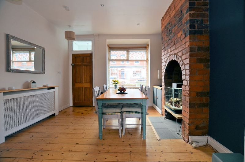 2 bed house for sale in Park Road  - Property Image 10