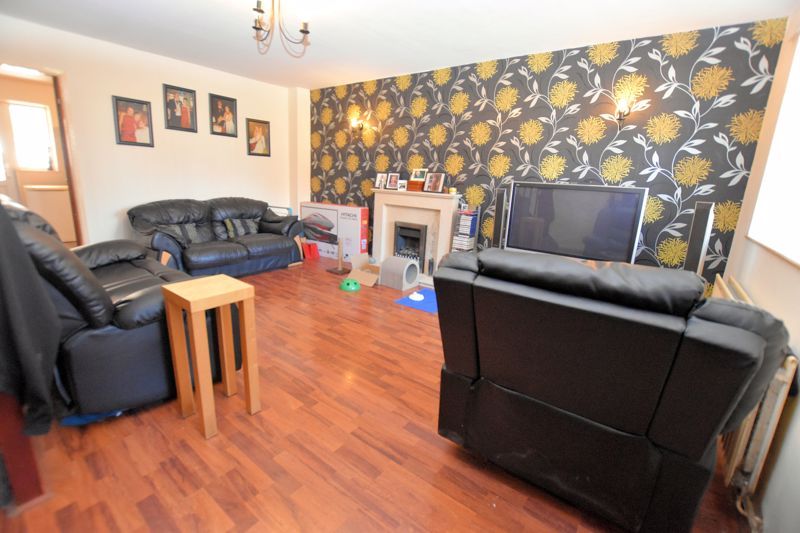 3 bed house for sale in Crocketts Lane  - Property Image 6