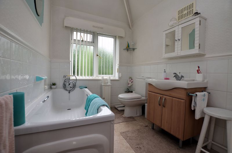 3 bed house for sale in Long Lane  - Property Image 7
