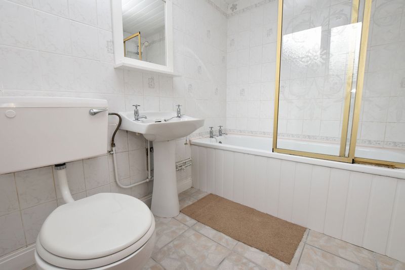 3 bed house for sale in Coplow Terrace 6