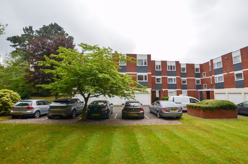2 bed flat to rent in 291 Hagley Road  - Property Image 1