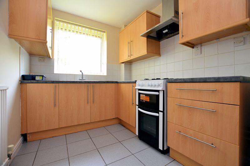 2 bed flat to rent in 291 Hagley Road 9