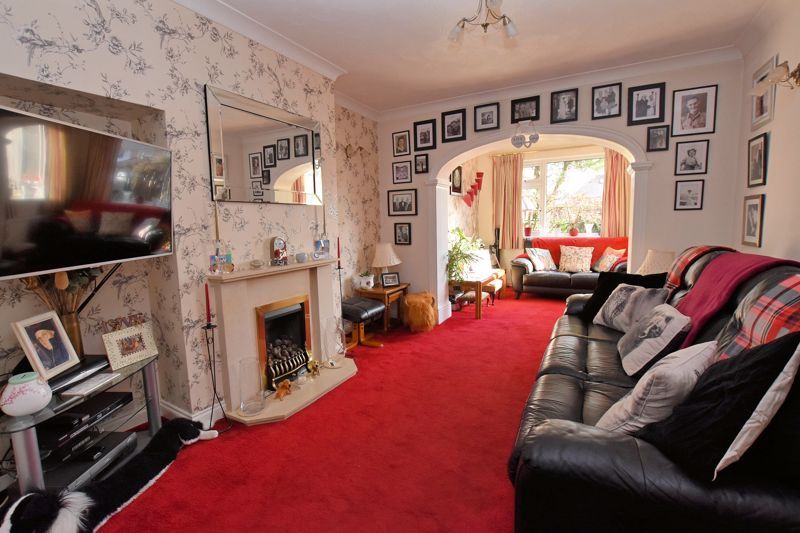3 bed house for sale in Kingsway  - Property Image 2