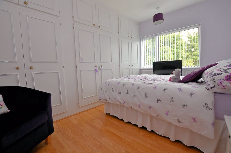 3 bed house for sale in White Road  - Property Image 6
