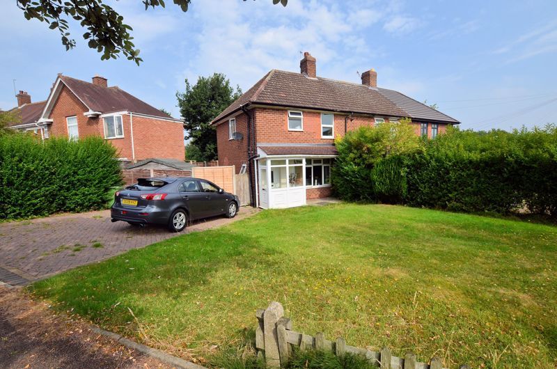3 bed house for sale in Quinton Road West 1