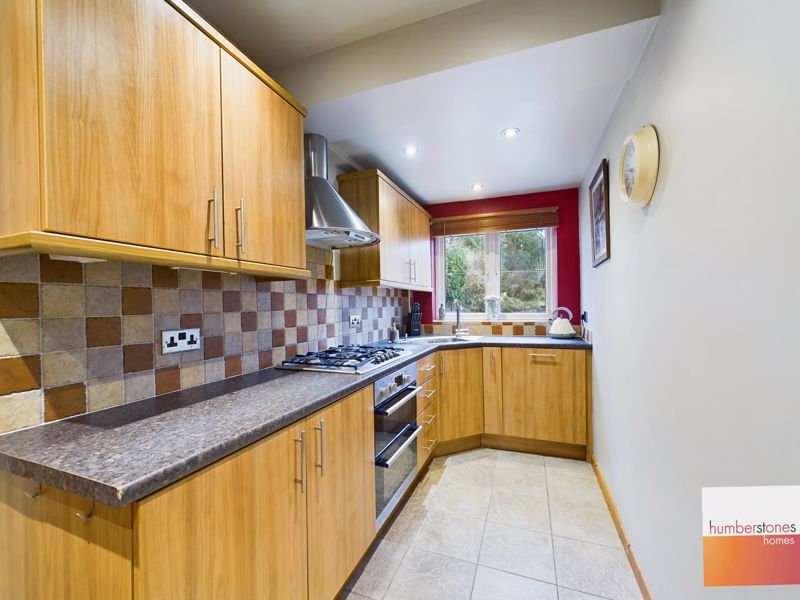 4 bed house for sale in Glyn Farm Road  - Property Image 12