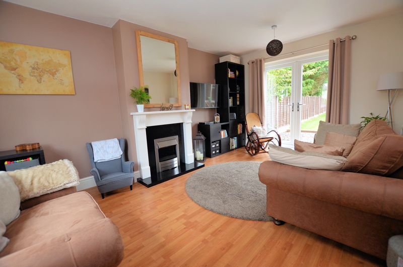 3 bed house for sale in Abbey Crescent 2