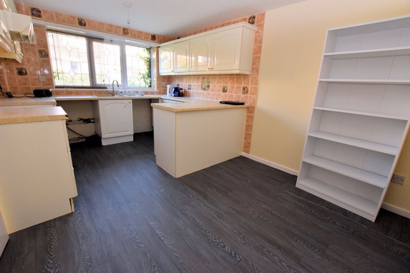 3 bed house for sale in Highfield Lane  - Property Image 3