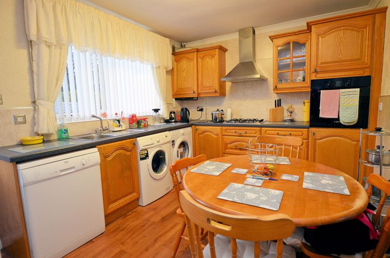 3 bed house for sale in Astbury Avenue  - Property Image 4