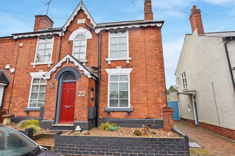 2 bed house for sale in High Street 1