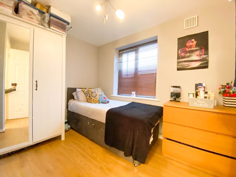 2 bed flat for sale in Moor Street  - Property Image 5