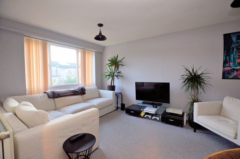 2 bed house for sale in Highfield Lane 2