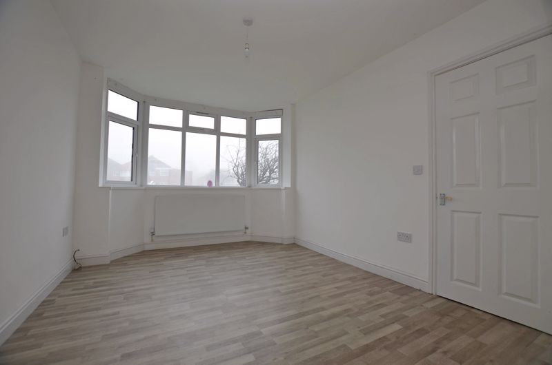 3 bed house for sale in Upper Meadow Road 2