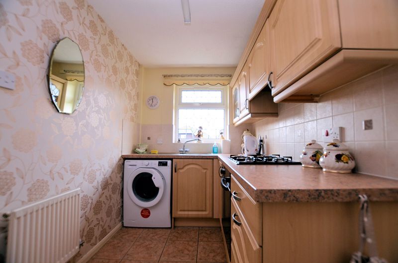 2 bed bungalow for sale in The Constables  - Property Image 5