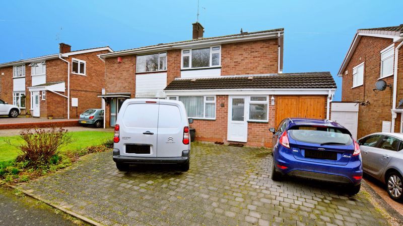 3 bed house for sale in Ashville Drive  - Property Image 1