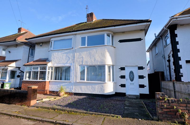 3 bed house for sale in Wolverhampton Road  - Property Image 1