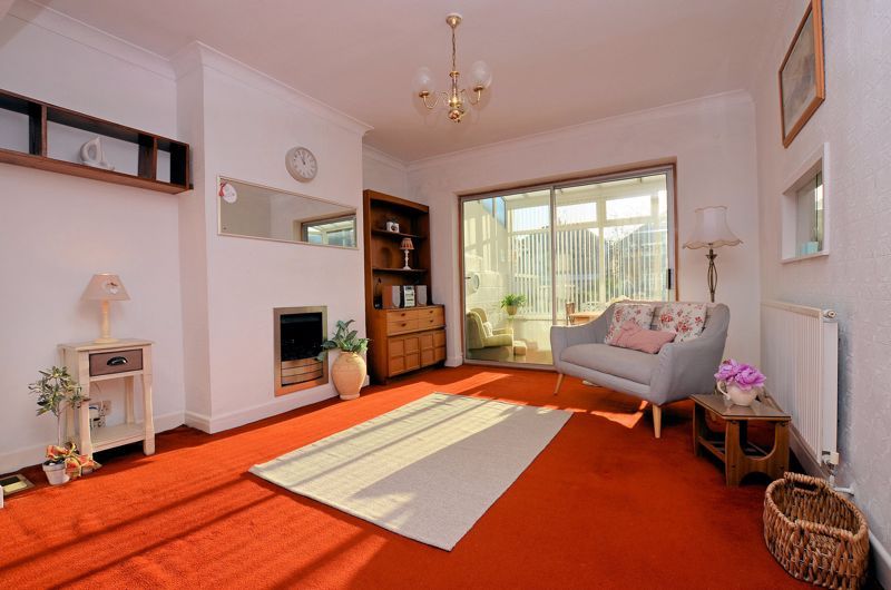 3 bed house for sale in Grayswood Park Road 3