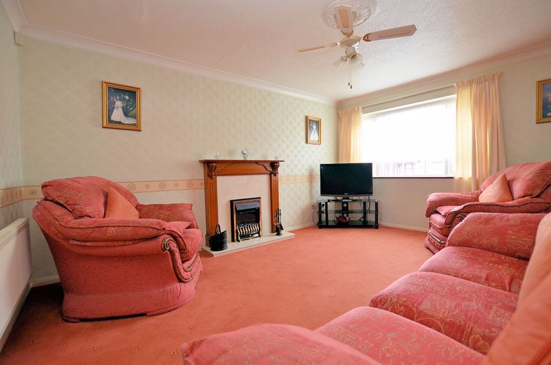 3 bed house for sale in Clay Lane  - Property Image 2