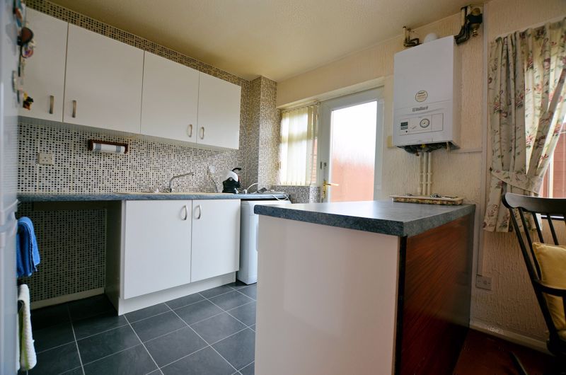 3 bed house for sale in Clay Lane 11