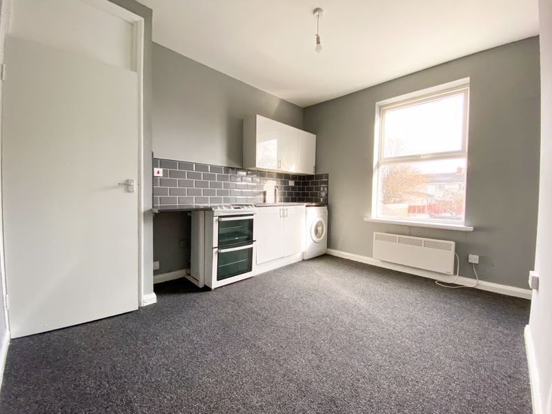 1 bed flat to rent in Barker Street 1