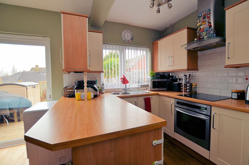 3 bed house for sale in Park Avenue  - Property Image 4