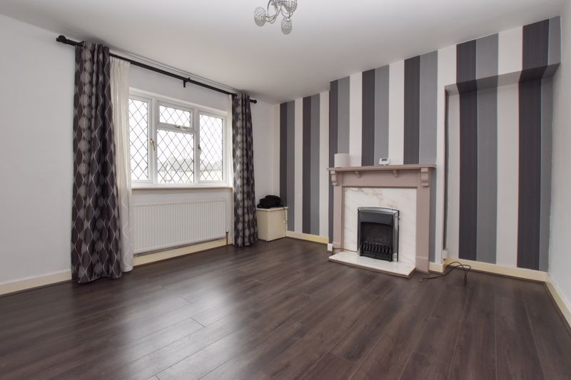 2 bed house to rent in Highfield Crescent  - Property Image 3