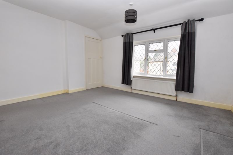 2 bed house to rent in Highfield Crescent 8