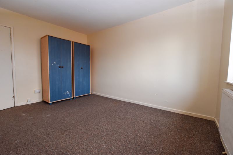 3 bed flat to rent in Capern Grove  - Property Image 5