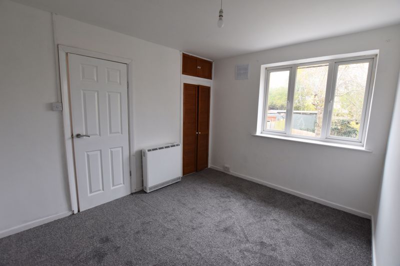 2 bed house for sale in Merryfield Grove 6