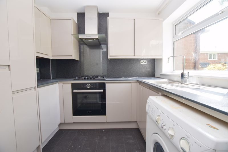 2 bed house to rent in Thornhurst Avenue  - Property Image 5