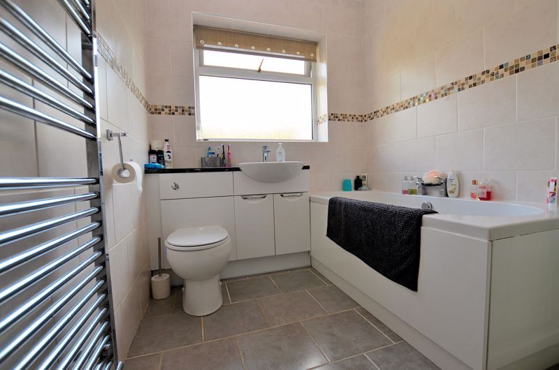 3 bed house for sale in Valley Road  - Property Image 15