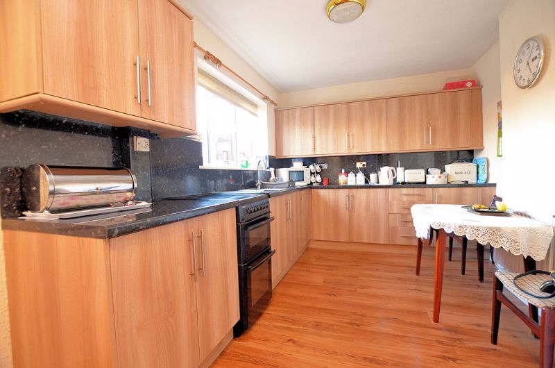 2 bed house for sale in Quinton Road West 13