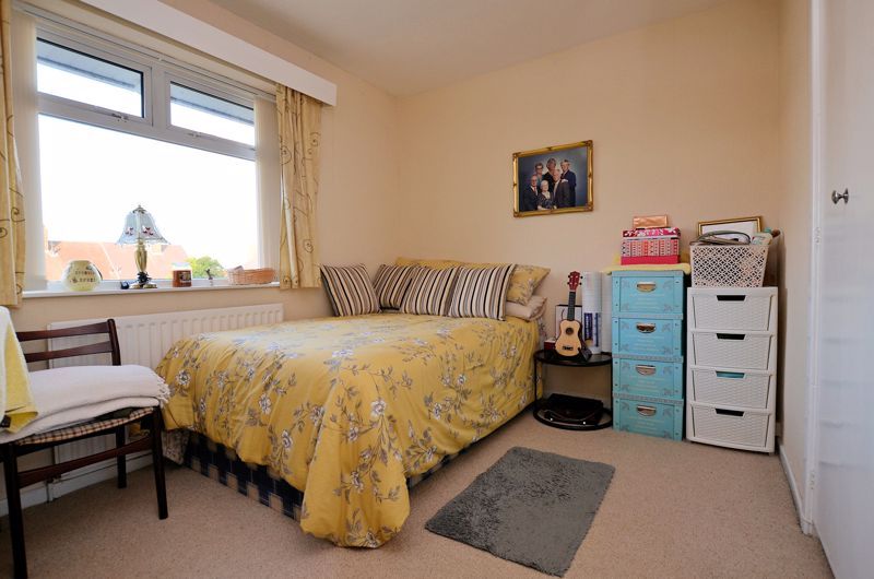 2 bed house for sale in Quinton Road West 6