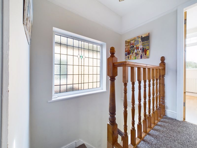 3 bed house for sale in Glyn Road 9