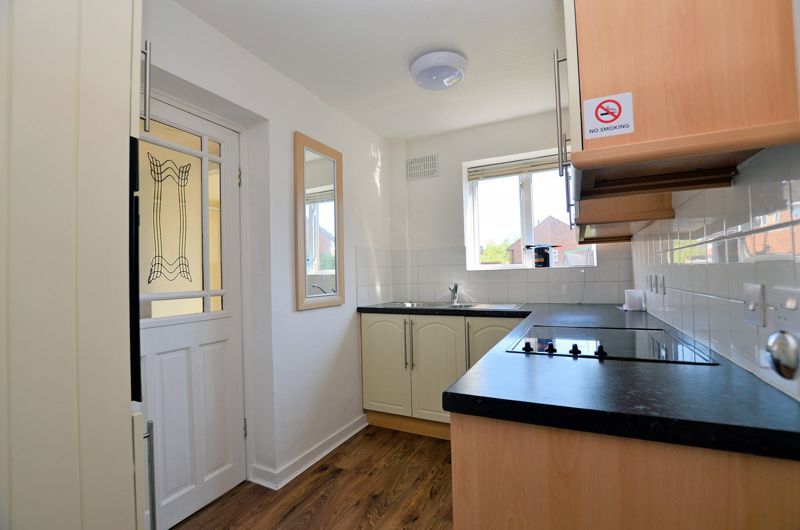 3 bed house for sale in Bournebrook Crescent  - Property Image 4