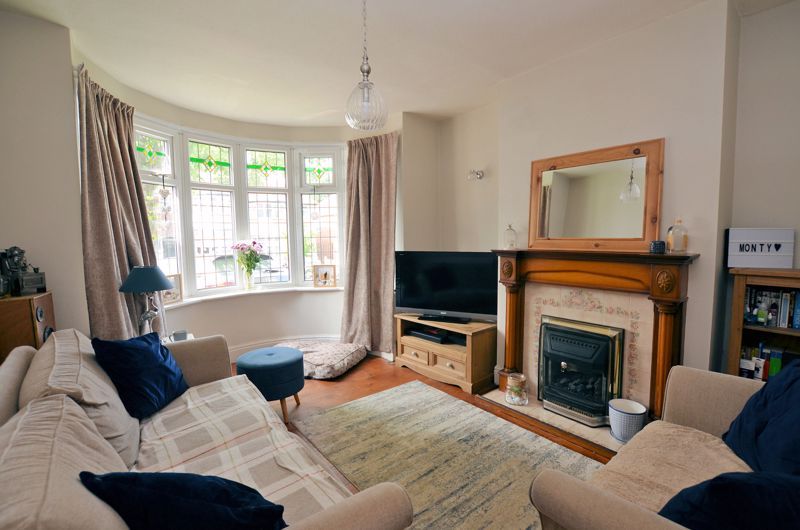3 bed house for sale in Whitley Court Road 2