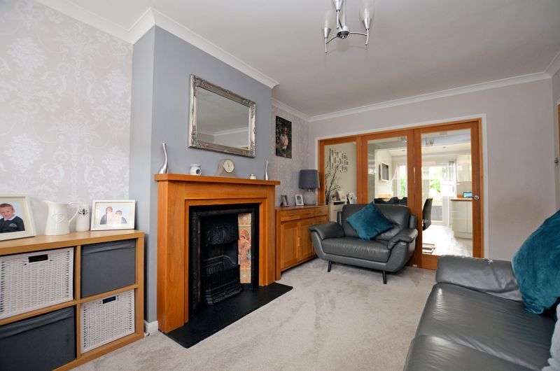 4 bed house for sale in Warwick Road  - Property Image 13