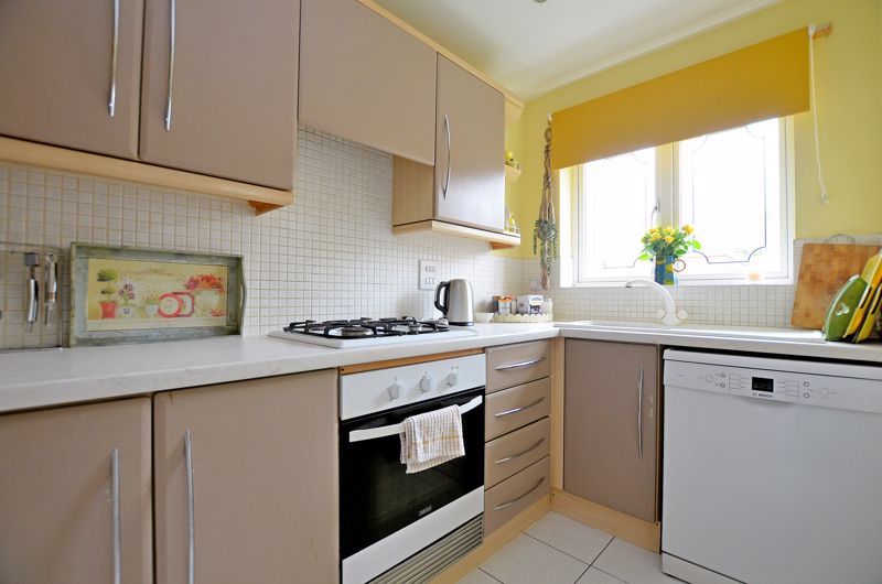 3 bed house for sale in Clay Lane  - Property Image 4