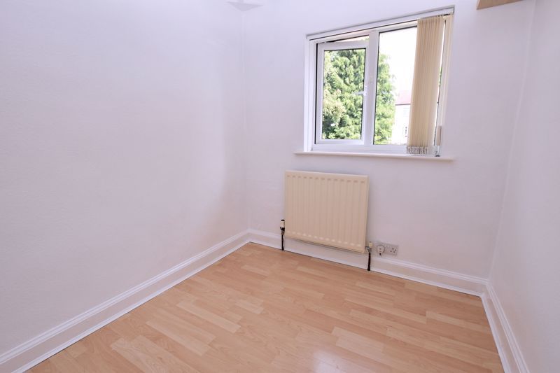 3 bed house for sale in Warwick Road  - Property Image 13