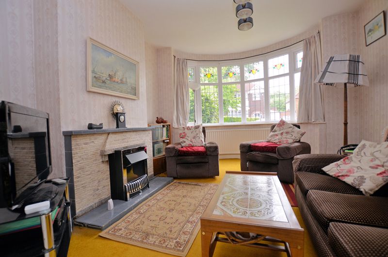 3 bed house for sale in Beverley Court Road 1