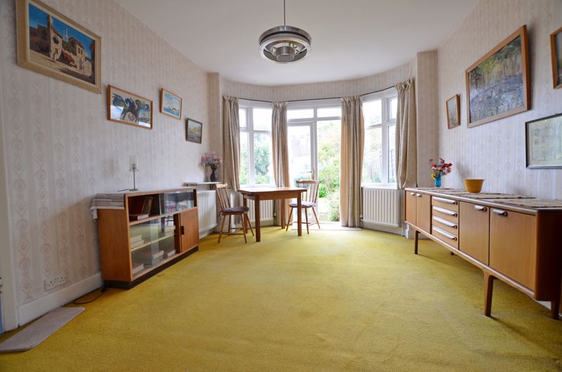 3 bed house for sale in Beverley Court Road  - Property Image 2