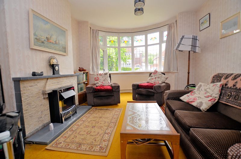 3 bed house for sale in Beverley Court Road 13