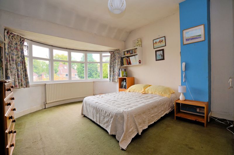 3 bed house for sale in Beverley Court Road 5