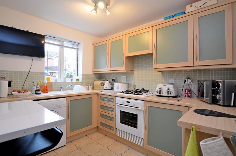 3 bed house for sale in Clay Lane 5