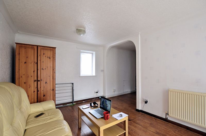 1 bed flat for sale in Malpas Drive  - Property Image 5