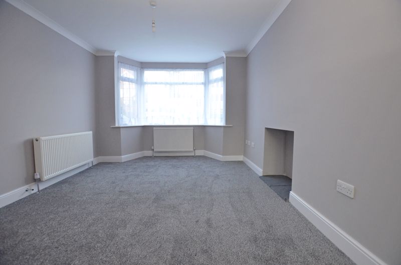 3 bed house for sale in Oak Road  - Property Image 12