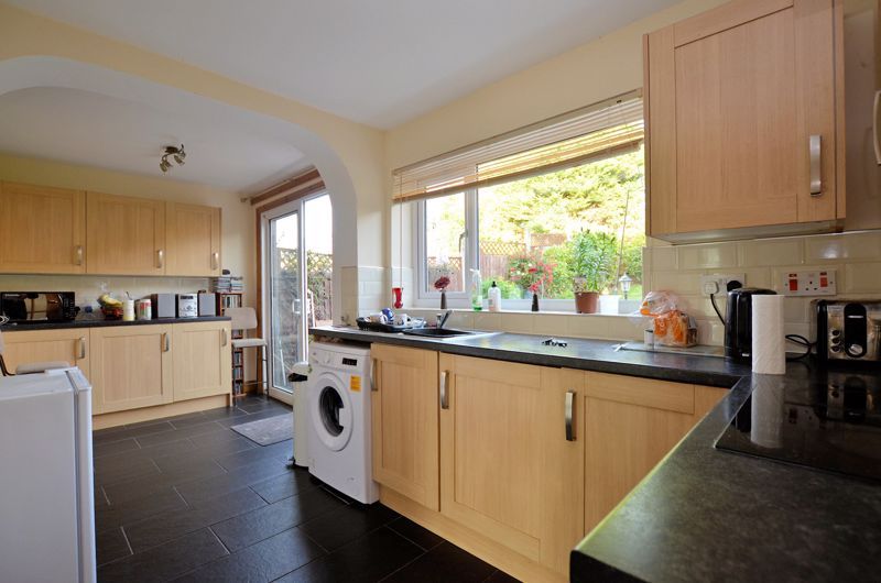 3 bed house for sale in Woodbury Road 7