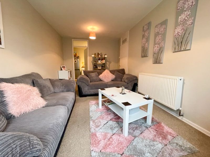 1 bed flat for sale in Leicester Close 4