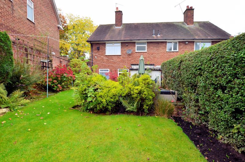 3 bed house for sale in Wedgewood Road 9