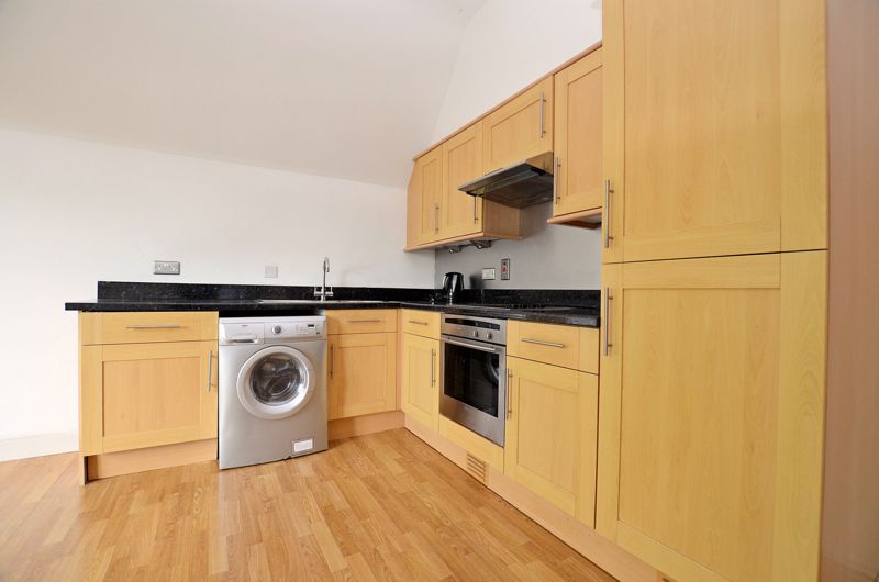 2 bed flat for sale in 35 Portland Road 19